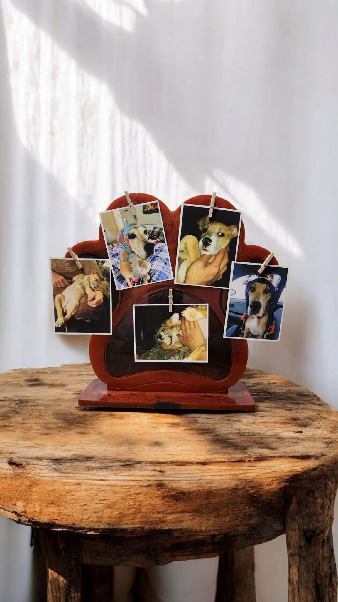 Paw Print Photo Holder