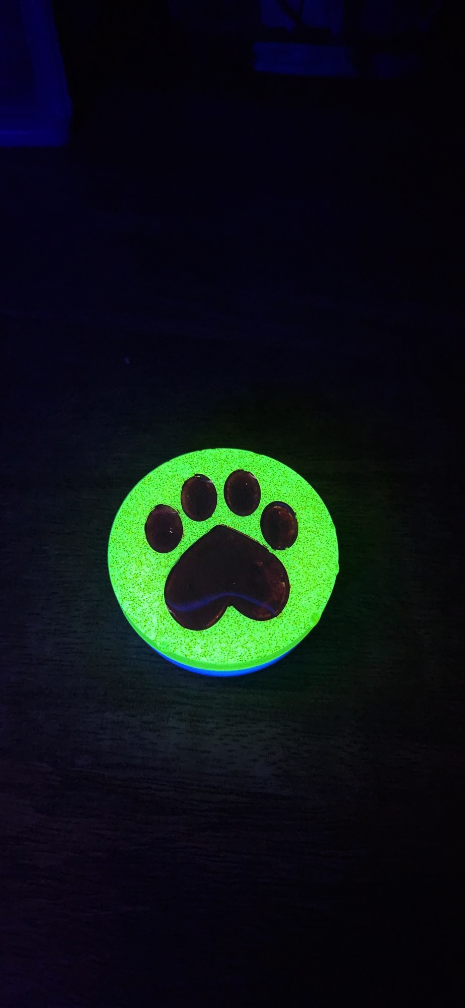 FunkyFold Phone Grip Glow-in-the-dark
