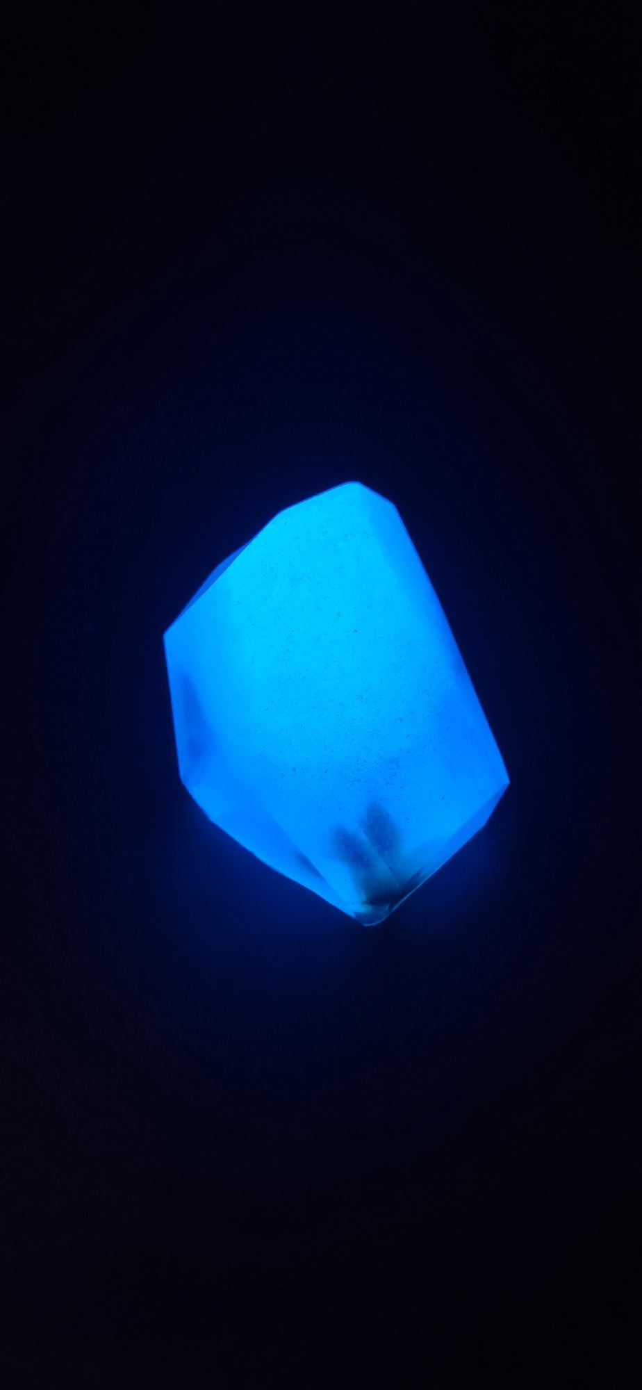 Glow-in-the-dark Resin Gem
