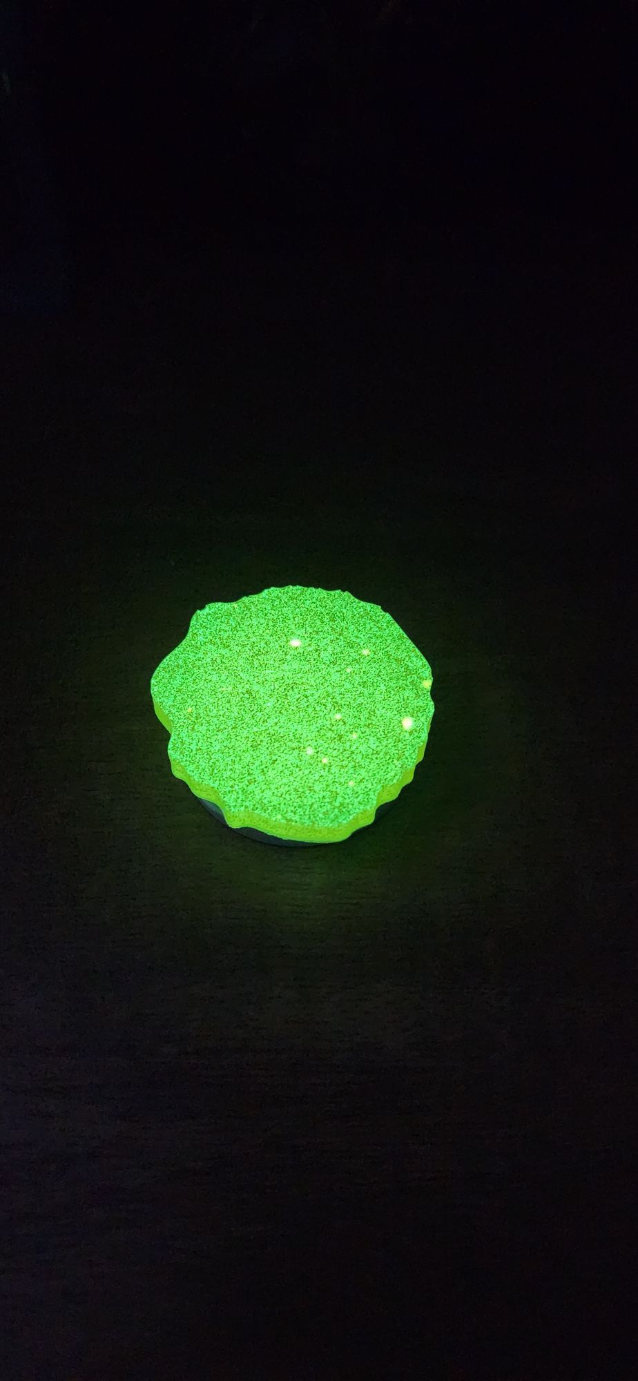 FunkyFold Phone Grip Glow-in-the-dark